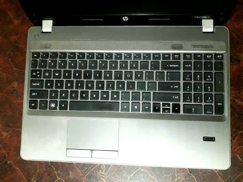 HP 4530s 8GB RAM 250GB HARD 1