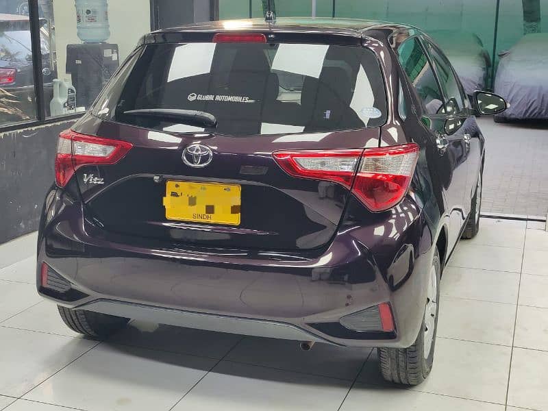 Toyota Vitz 2018 3