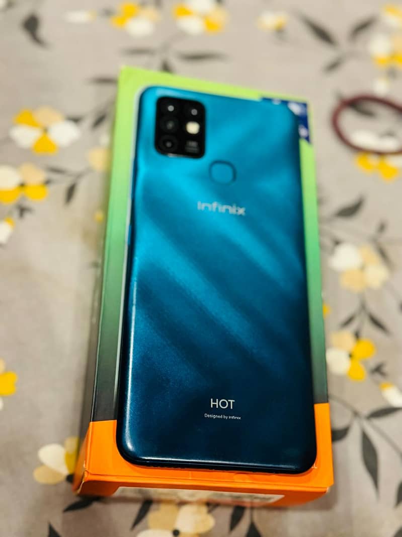 Infinix Hot 10 1