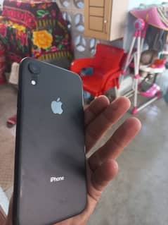 iphone XR 64 GB Condition 10/10