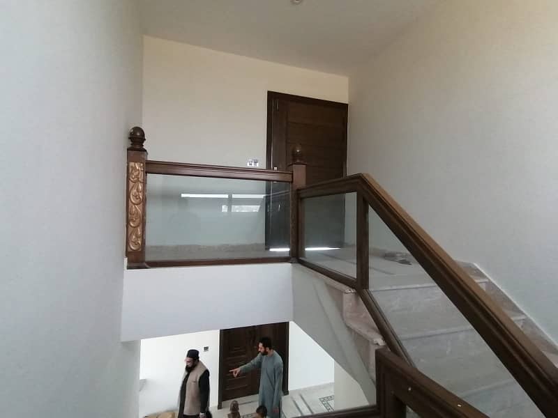 B-17 Kanal Brand New House Available For Sale 35