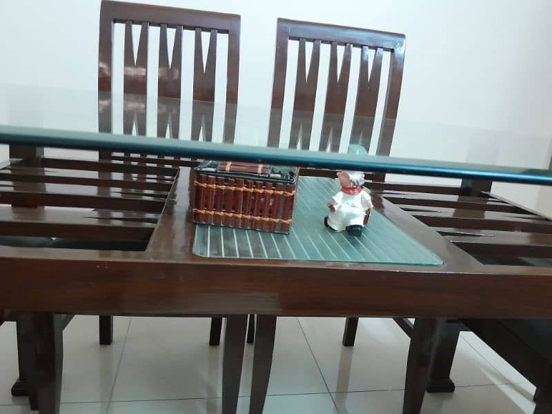 Dinning table set 0