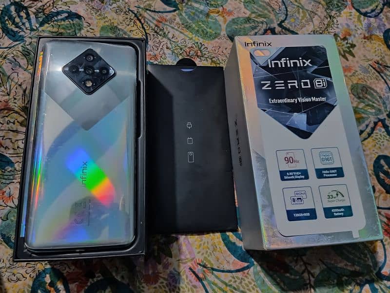 inFinix zero 8i. . . . . 8Gb. . 128Gb 3