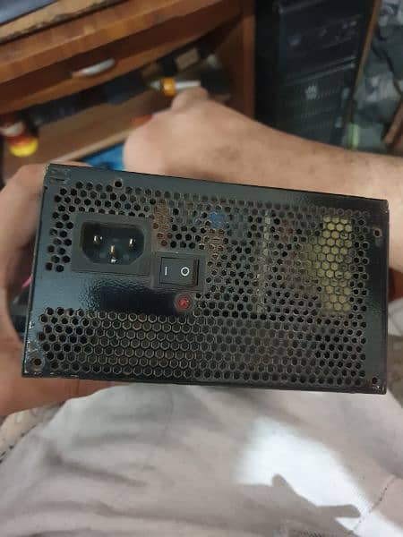 Cooler Master 550 watt power supply 2