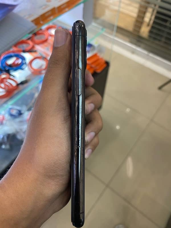 iPhone 11 Pro pta approved 2