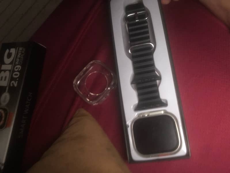 t900 ultra smart watch brand new 1 week used with cover 1