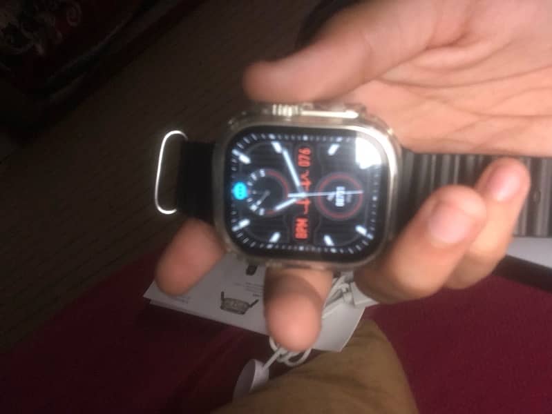 t900 ultra smart watch brand new 1 week used with cover 9