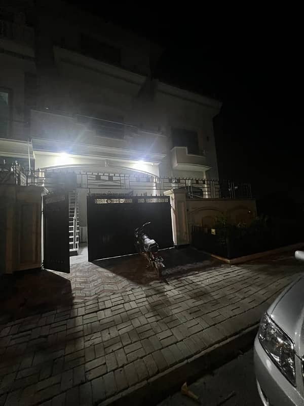 New city phase ii wah cantt 7 Marla E block urgent house for sale Major Road investor rate 0