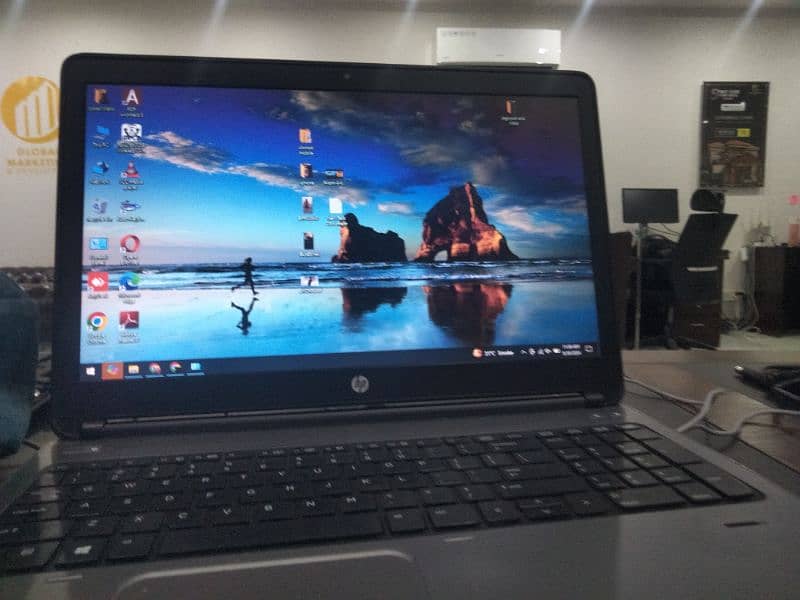 Hp Laptop Core i5  4th Generation 4Gb Ram 256Gb Harddisk 1