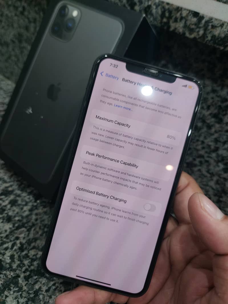 Iphone 11 pro max 64gp PTA approved 5