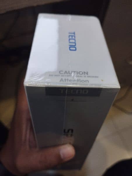 Tecno Spark 20 Pro Plus 16gb 256gb box pack 2