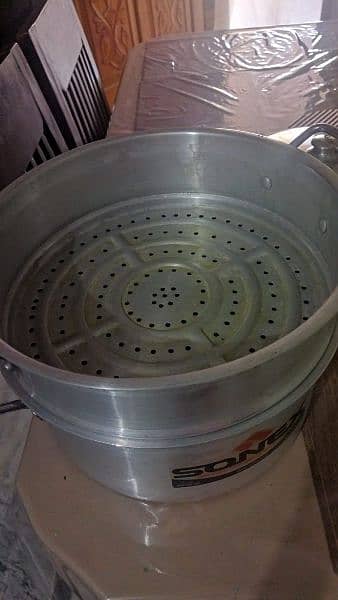 sonex steamer,food steamer all in one in neat Nd clean condition 1