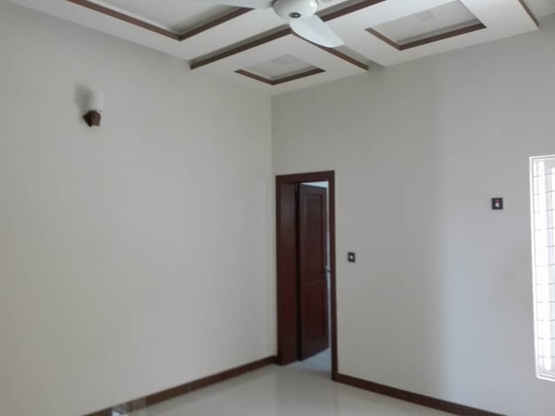 Spacious 10 Marla Lower Portion Available For rent In National Police Foundation O-9 - Block F 1