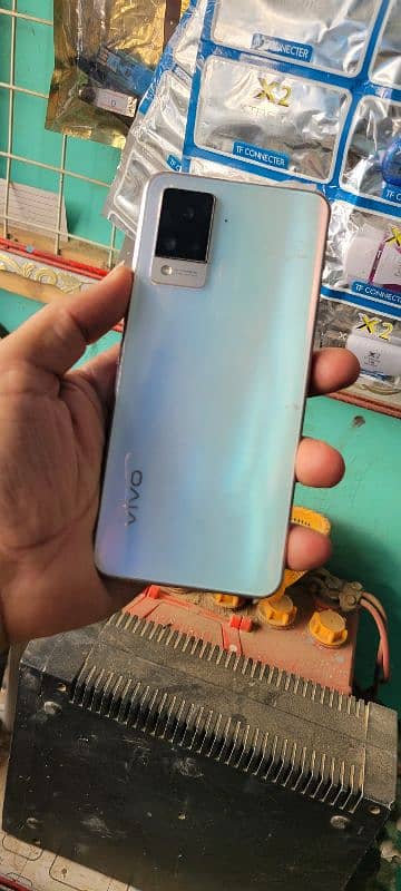 Vivo V21 2