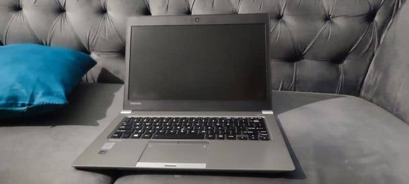 Toshiba Core i5 laptop 3