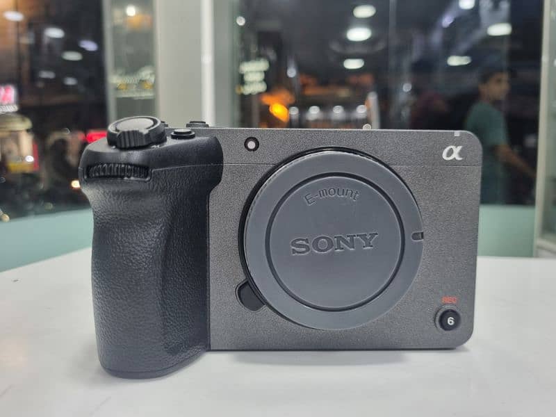 sony fx30 with XLR handle 0