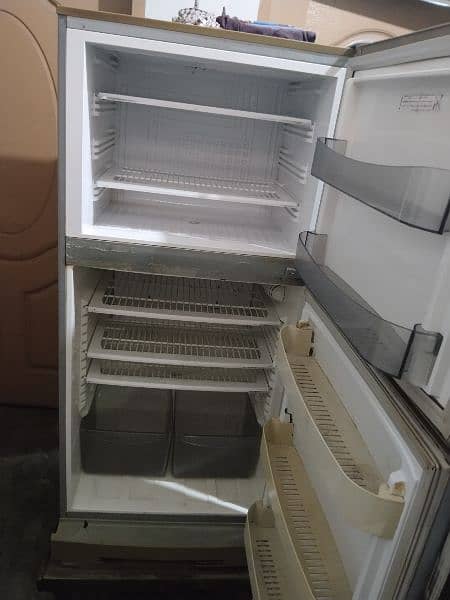 Peal Single Door fridge. condition used 3