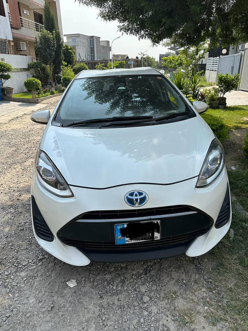 Toyota Aqua 2019 3