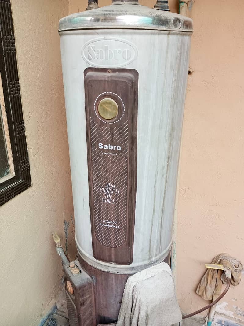 Home Used Geyser For Sale 1