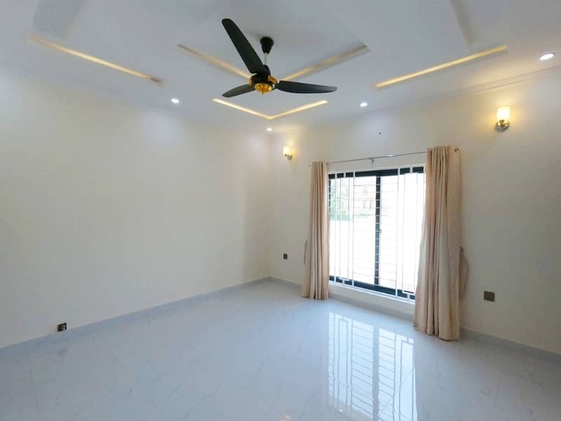 A Prime Location House Of 10 Marla In Rs. 33500000 18