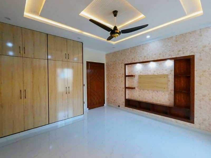 A Prime Location House Of 10 Marla In Rs. 33500000 26