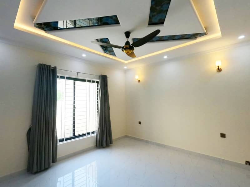 A Prime Location House Of 10 Marla In Rs. 33500000 29