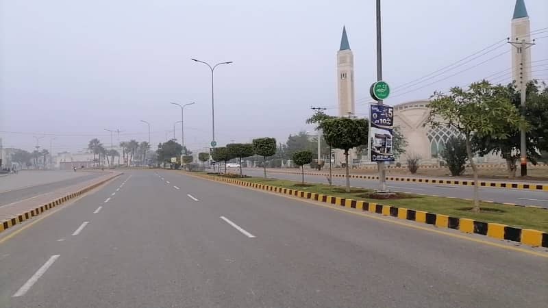 A Residential Plot Of 5 Marla In Central Park - Block A1 1