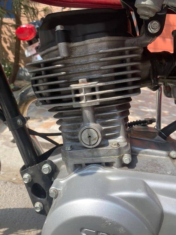 Honda cg125cc bike for sale hy red 4