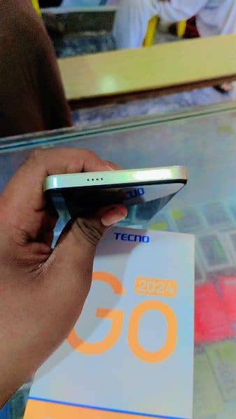 tecno spark go Ram 4 rom 64 condition full ok mobile box full ok 5