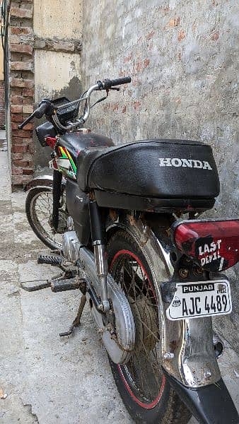 Honda cd70 /2022 model/read colour/21026 2