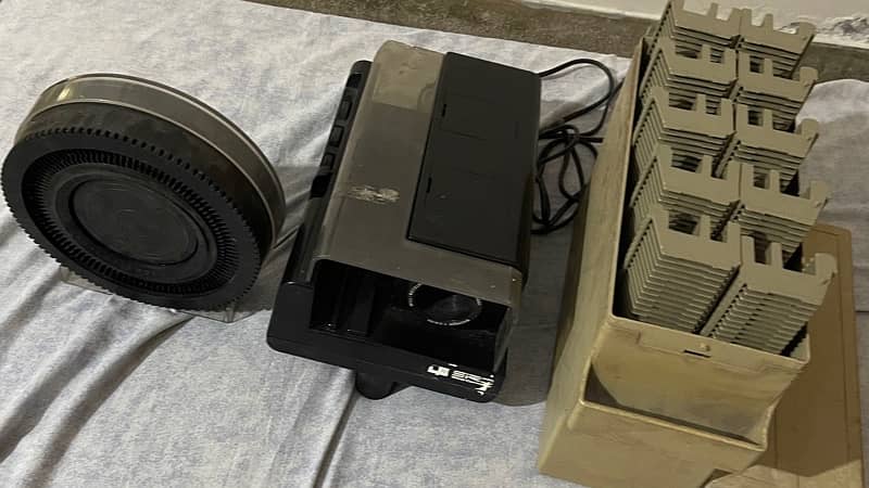 Sony Handy Cam Video Camera / Slides Projector Vintage 5