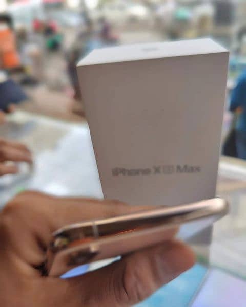 iphone xs max 256 pta approved 03409540439Watsapp 1