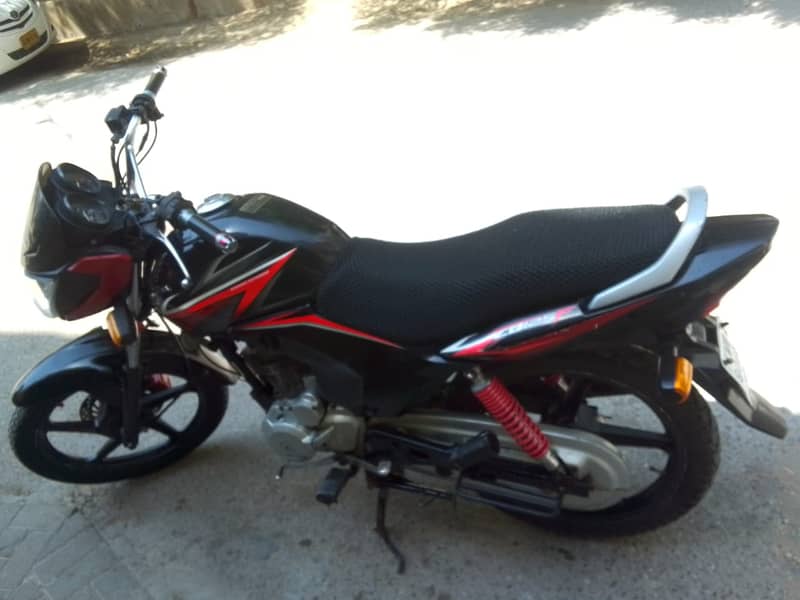 Honda CB 125F 2019 10