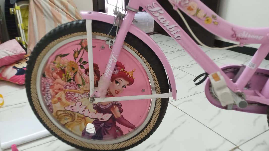 CYCLE FOR GIRLS (BARBIE DOLL CYCLE ) AVAILBLE FOR SALE URGENT 5