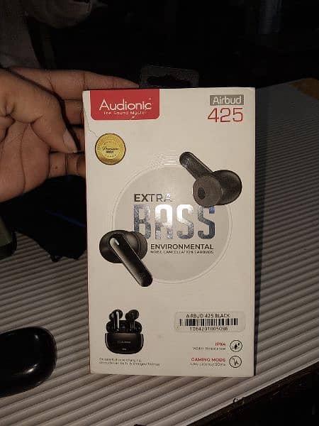 audionic handfree available new only one month use 2