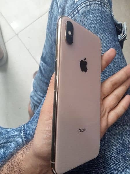 I phone xs max PTA approve 256 GB all ok 10 by 10 argent sale 2