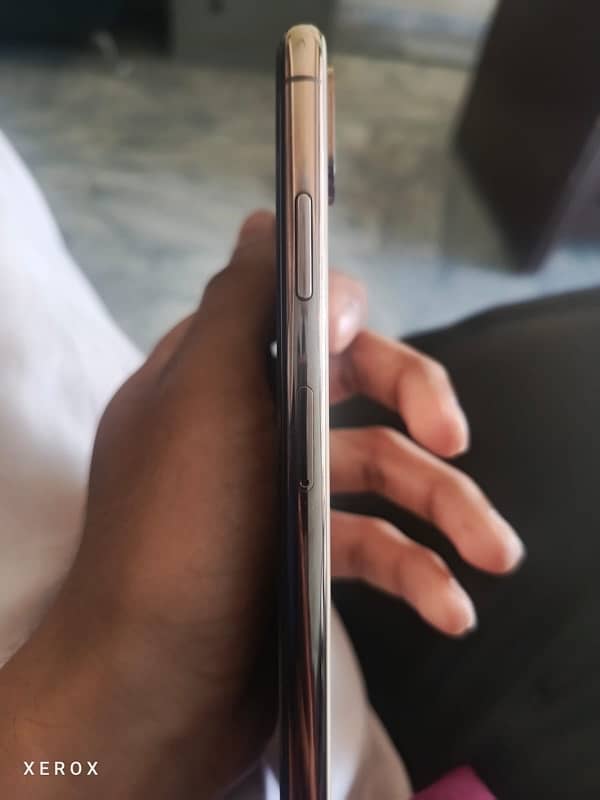 iPhone xs max 64 gb non pta 3