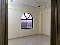 Flat Of 600 Square Feet Is Available For sale In Capital Residencia