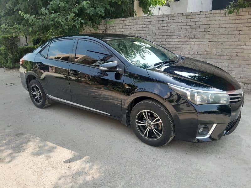 Toyota Corolla GLI 2015 1