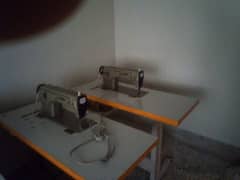 Four Sweing machine & 1 Overlocker Machine For Sale.