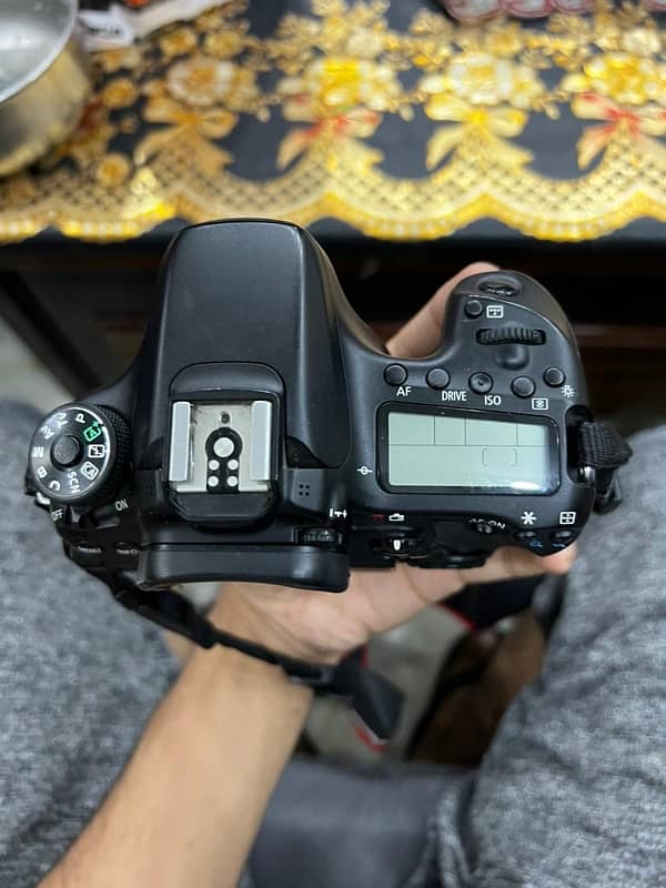 CANON EOS 70D 5