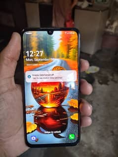 lg G 8x 6 / 128 . pta aproved. . 0347 11 44 66 5 0