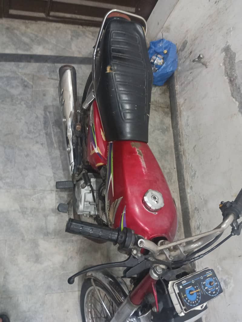 selling Honda 125 5