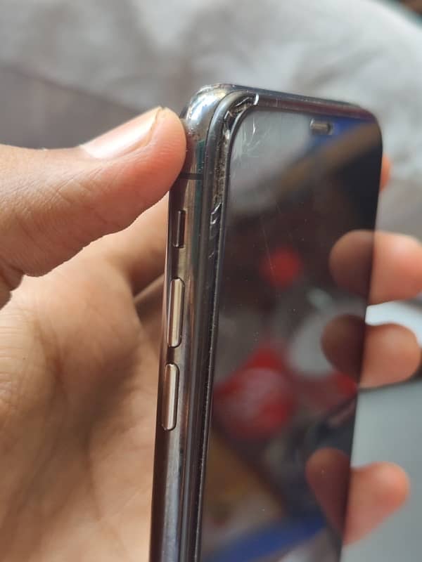 iPhone Xs Non Pta 4