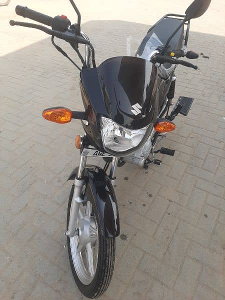 Suzuki bike GD110S 6