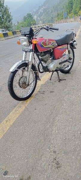 Honda CG 125 : Model 17 Bio Matric Available 12