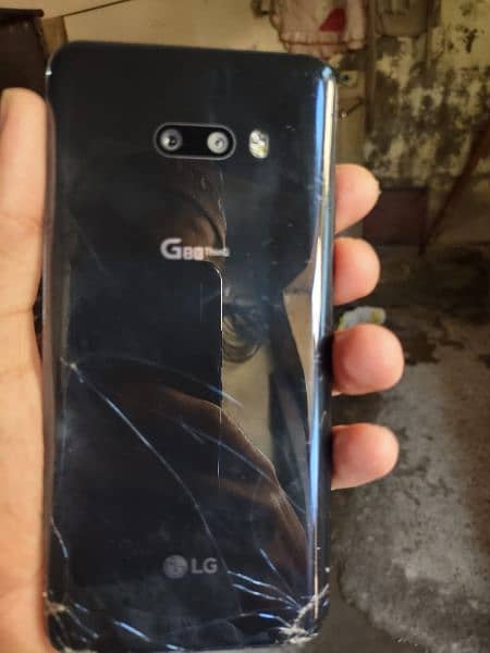 lg G 8x 6 / 128 . pta aproved. . 0347 11 44 66 5 14