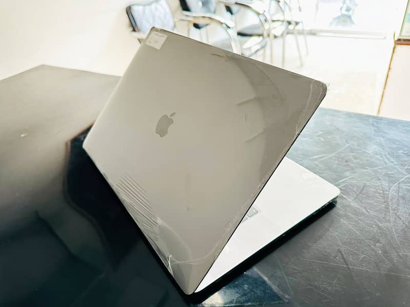 Apple Macbook Pro 2019 Core i9 0