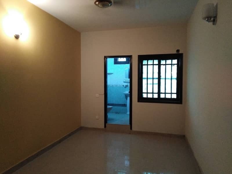 650 Square Feet Flat For Sale In Gulshan-E-Iqbal Town 2