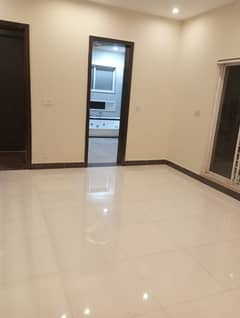 3 Beds 1 Kanal Upper Portion Ideal Location For Rent In DHA Phase 6 Lahore